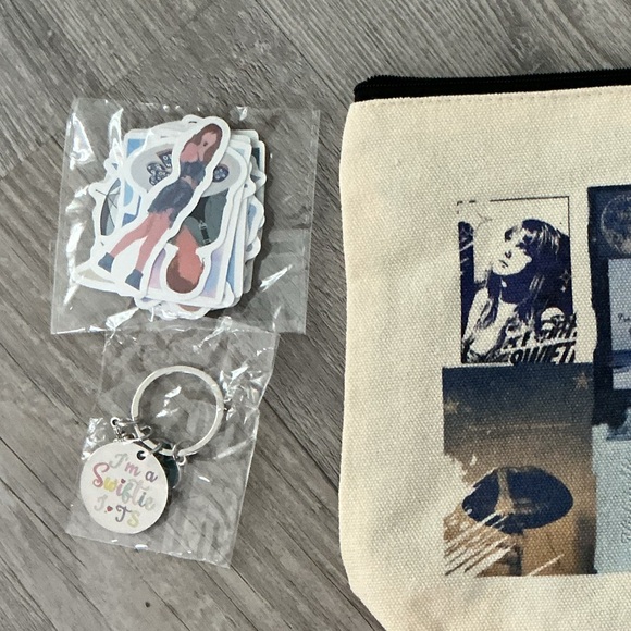 Makeup Bag inspired by Taylor Swift midnights album - Picture 4 of 5